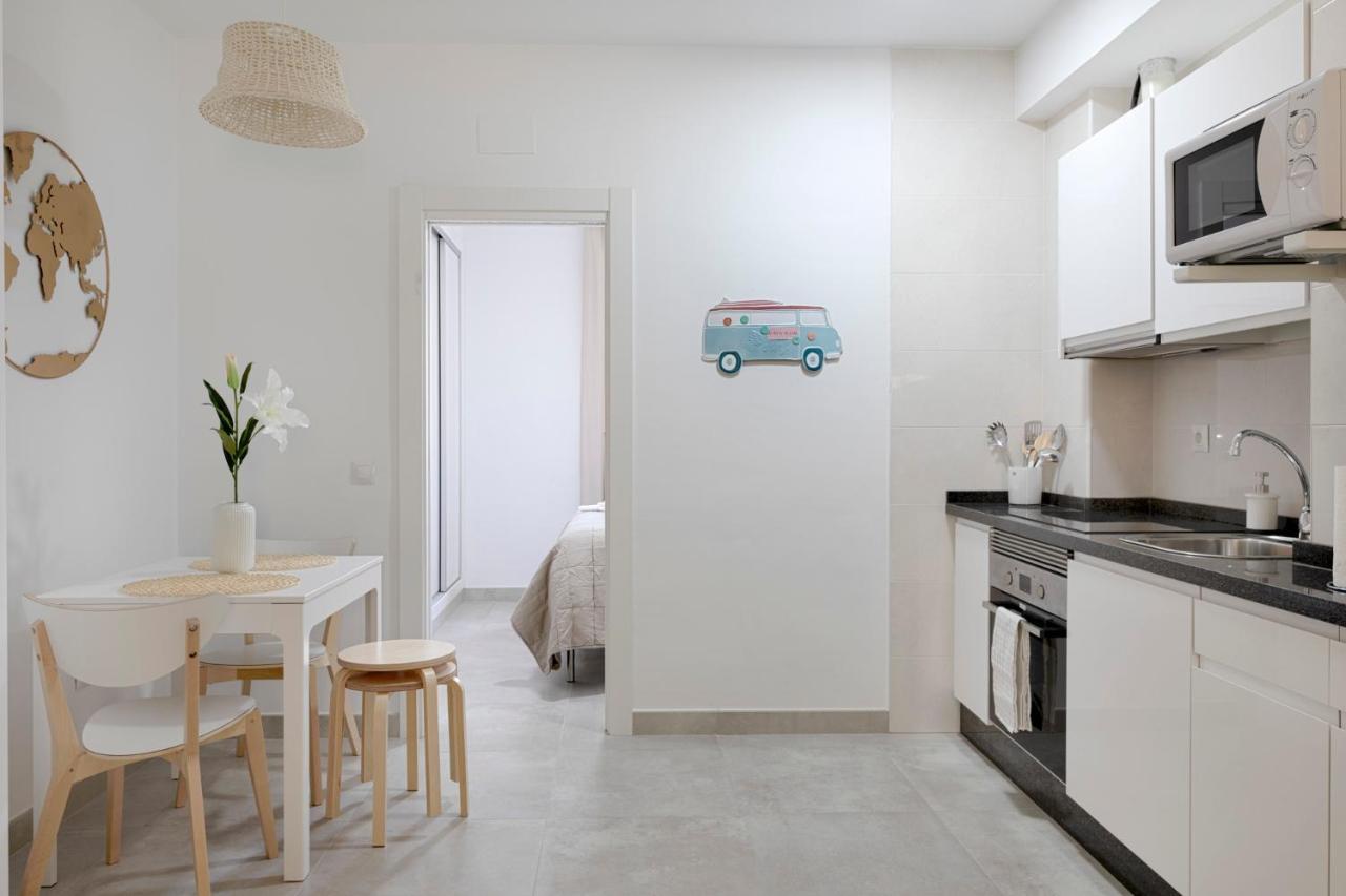 Homeabout Juan De Austria Apartments マラガ エクステリア 写真