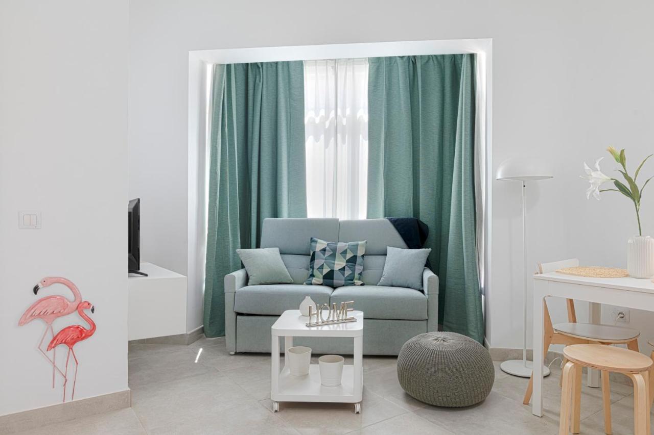 Homeabout Juan De Austria Apartments マラガ エクステリア 写真