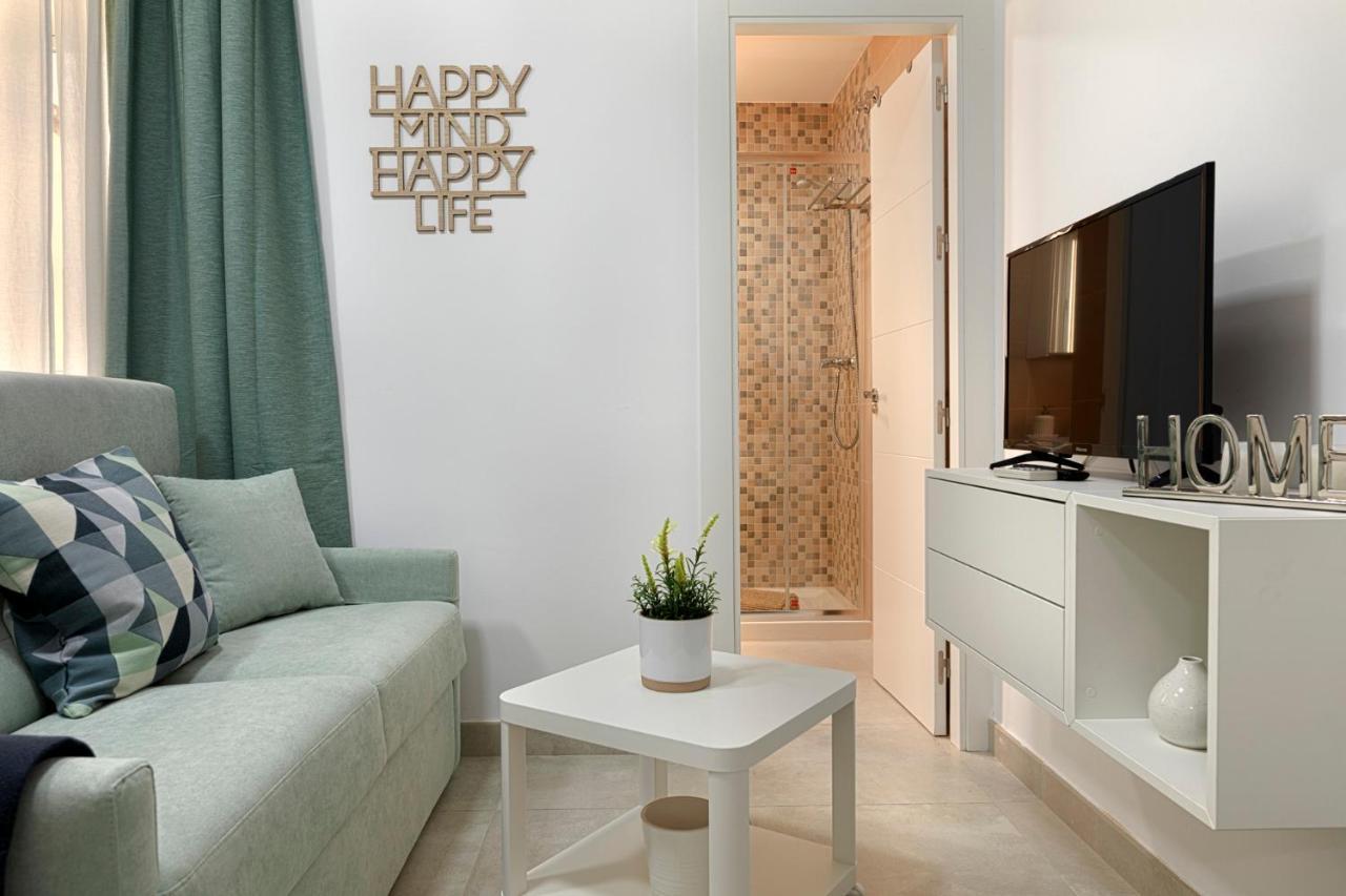 Homeabout Juan De Austria Apartments マラガ エクステリア 写真