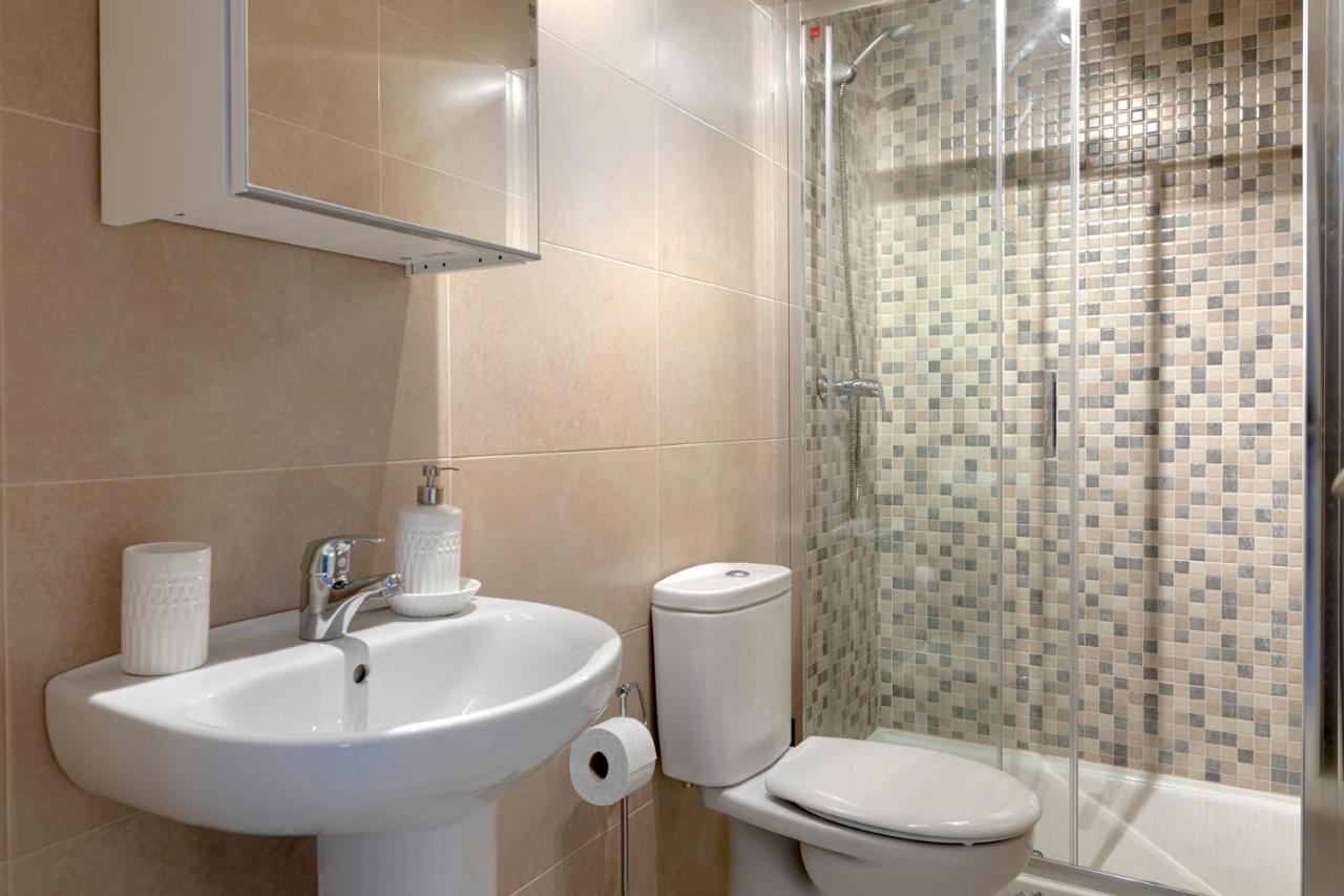 Homeabout Juan De Austria Apartments マラガ エクステリア 写真