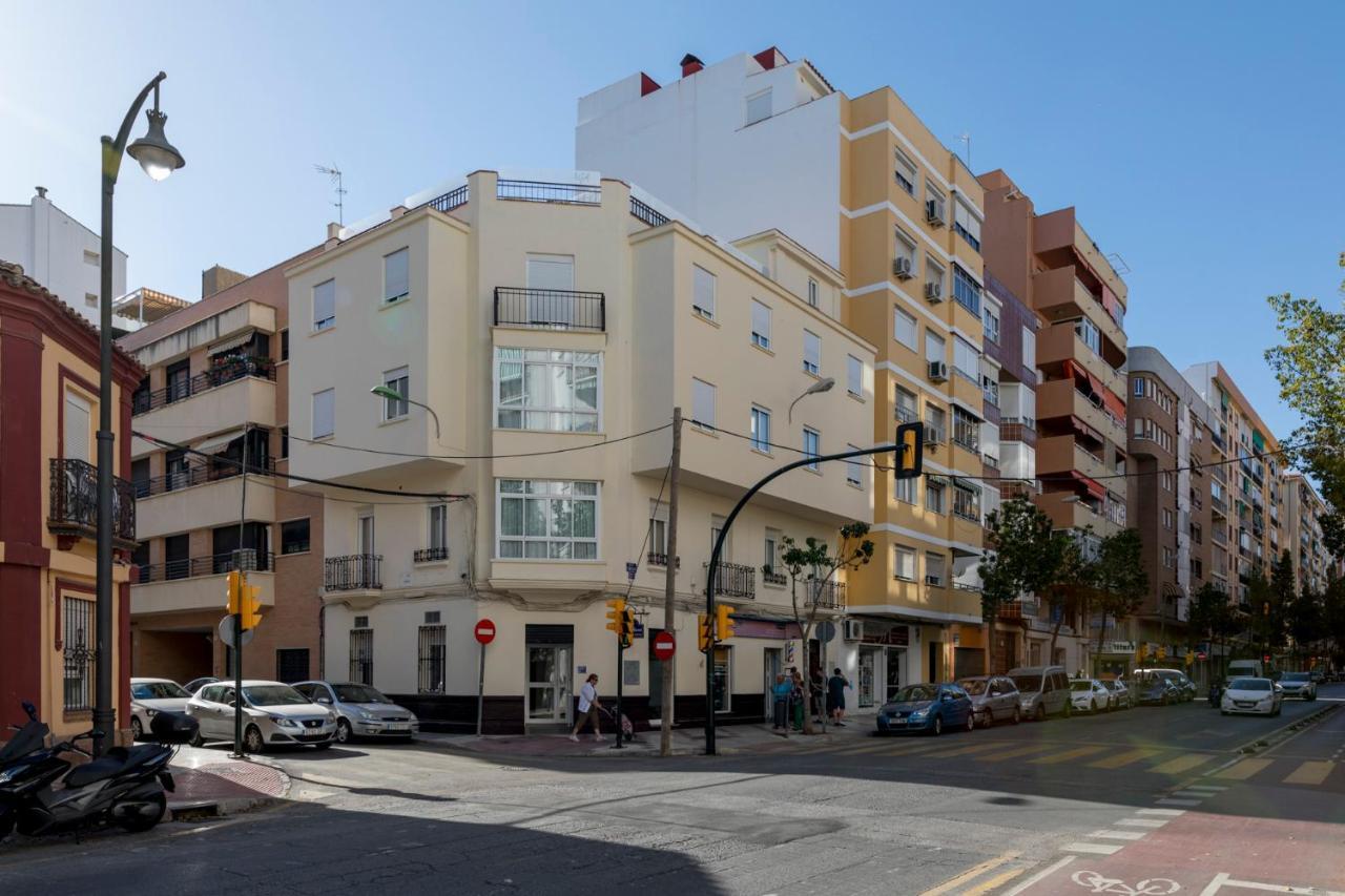 Homeabout Juan De Austria Apartments マラガ エクステリア 写真