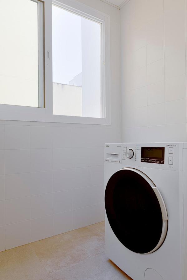 Homeabout Juan De Austria Apartments マラガ エクステリア 写真